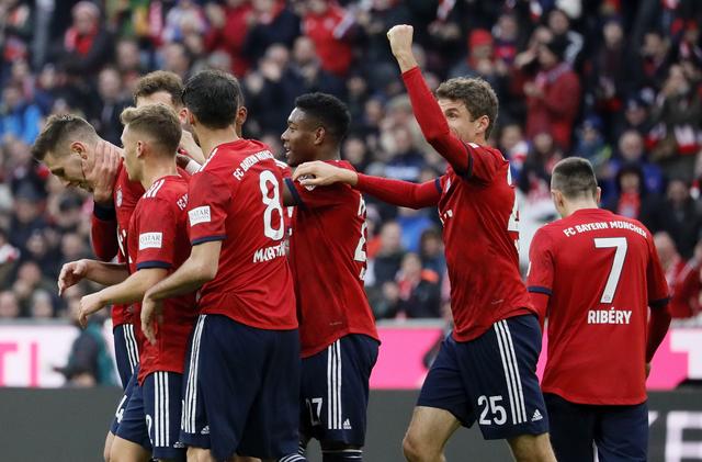 阿斯：皇马绝不会通过竞价来引援中卫，专注于合同到期的球员（阿斯报：皇马不参与中卫竞价，锁定合同到期球员）