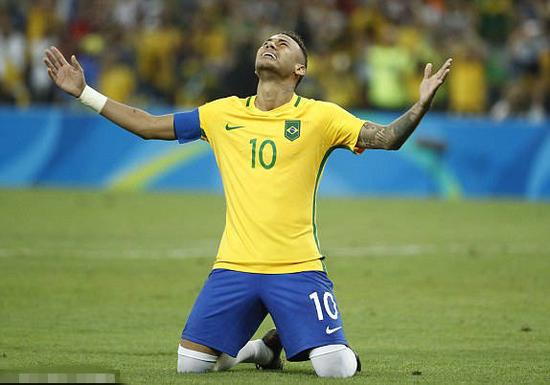 拜仁德甲13轮净胜球+40五大联赛第一，比第二名巴萨多了15球（德甲13轮过后，拜仁净胜球+40领跑五大联赛，领先巴萨15球）