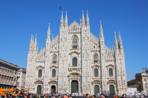 太阳报：阿尔德韦雷尔德参加比利时蒙面歌手后，又参演了电影（《太阳报》：阿尔德韦雷尔德参加比利时《蒙面歌手》后再跨界出演电影）