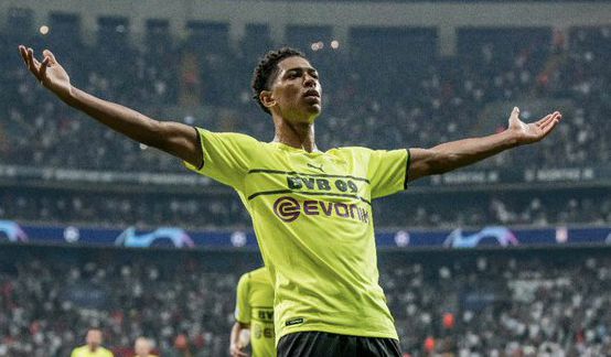 记者：尤文不考虑用K·图拉姆交换弗拉泰西，球员也希望留队（记者：尤文无意用K·图拉姆交换弗拉泰西，当事球员亦倾向留队）