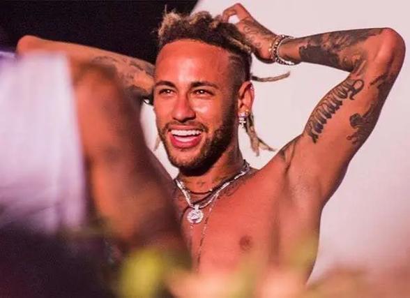 记者：迈阿密国际租借的前锋阿连德已被推荐给河床（记者曝：河床获荐引进迈阿密国际外租前锋阿连德）