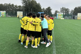 手感下滑！布伦森首节8中5拿16分&次节4中0（由热转冷！布伦森首节8投5中砍16分，次节4投0中）