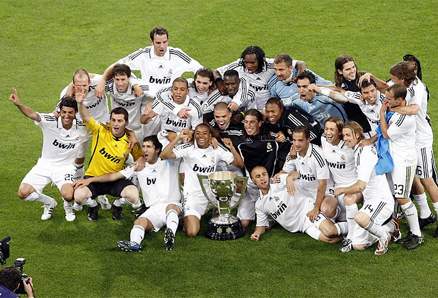 剑南春｜多特2-1客胜勒沃库森，安塞尔米诺、阿德耶米建功（剑南春｜多特客场2-1力克勒沃库森，安塞尔米诺与阿德耶米破门）